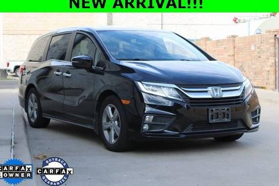 HONDA ODYSSEY 2018 5FNRL6H79JB046111 image