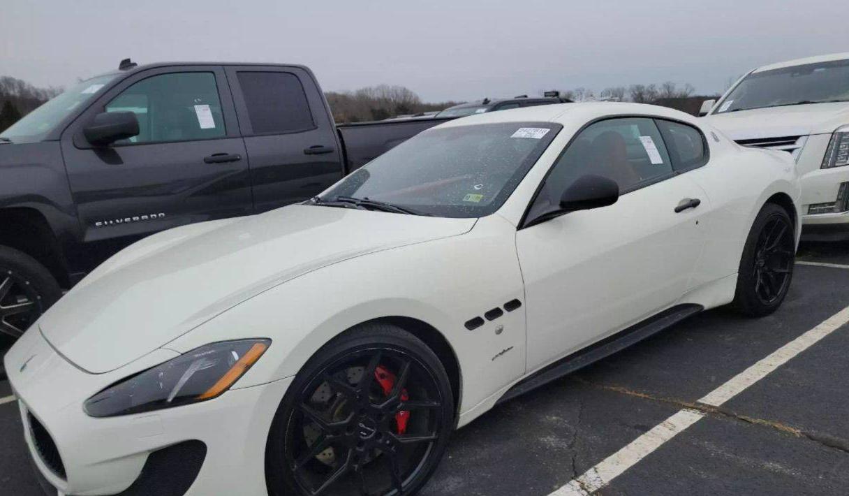 MASERATI GRANTURISMO 2017 ZAM45VLA5H0203624 image