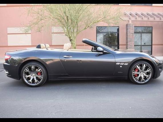 MASERATI GRANTURISMO 2012 ZAM45KMA8C0064319 image