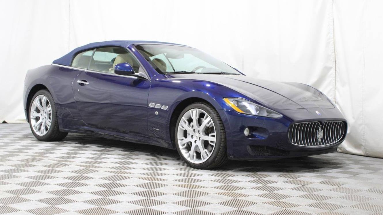 MASERATI GRANTURISMO 2013 ZAM45MMA2D0070923 image