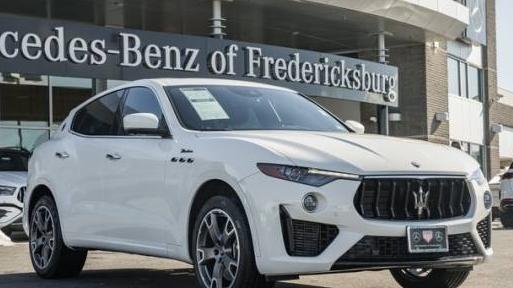 MASERATI LEVANTE 2023 ZN661YUM1PX414567 image