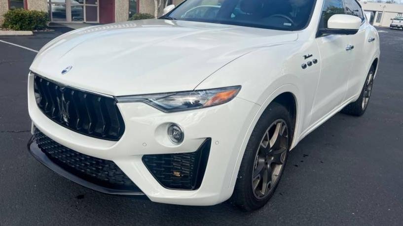 MASERATI LEVANTE 2023 ZN661YUM5PX414622 image