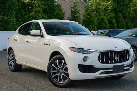 MASERATI LEVANTE 2019 ZN661XUA4KX316240 image MASERATI LEVANTE 2019 ZN661XUA4KX316240 image