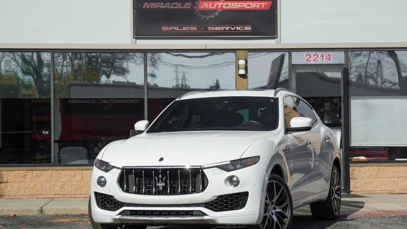 MASERATI LEVANTE 2018 ZN661YUL3JX297475 image