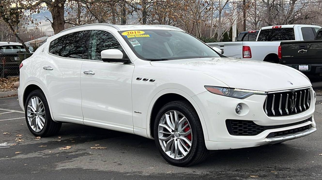 MASERATI LEVANTE 2018 ZN661XUL4JX297401 image