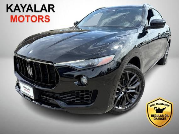 MASERATI LEVANTE 2018 ZN661YUA1JX305216 image