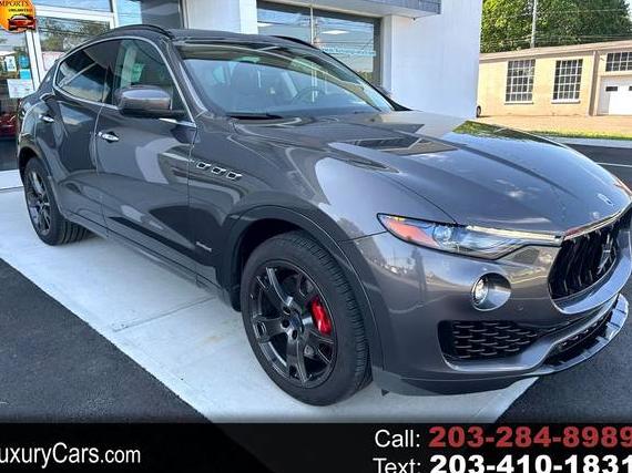MASERATI LEVANTE 2018 ZN661YUS4JX302318 image