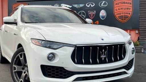 MASERATI LEVANTE 2018 ZN661YUA0JX279062 image