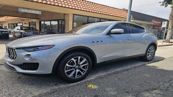 MASERATI LEVANTE 2017 ZN661XUA1HX243823 image