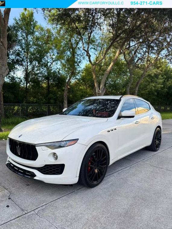 MASERATI LEVANTE 2017 ZN661YUS8HX217556 image