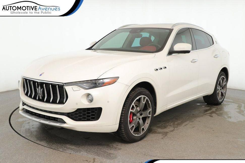 MASERATI LEVANTE 2017 ZN661YUL5HX199851 image