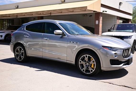 MASERATI LEVANTE 2017 ZN661YUL5HX236168 image