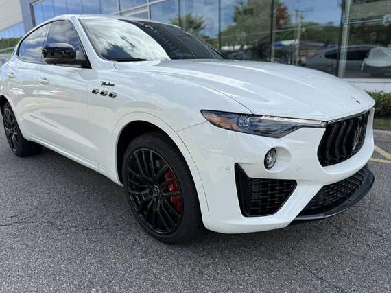 MASERATI LEVANTE 2024 ZN661YUM1RX451587 image