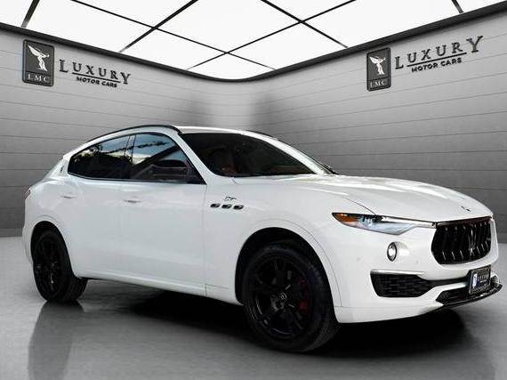 MASERATI LEVANTE 2022 ZN661XUA4NX402328 image