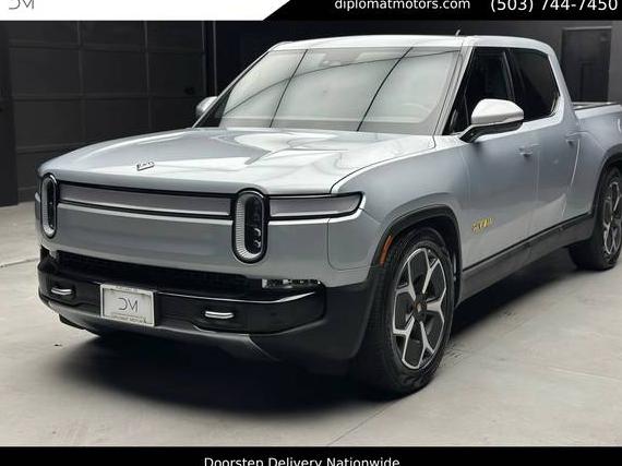 RIVIAN R1T 2023 7FCTGAAA5PN021701 image