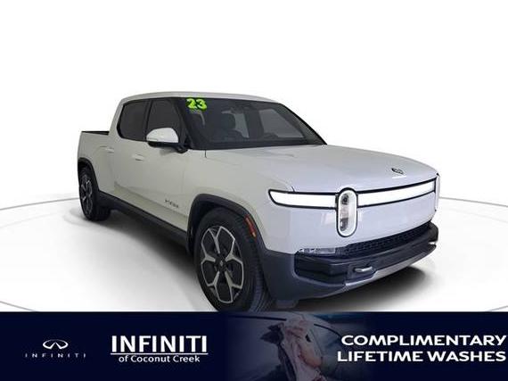 RIVIAN R1T 2023 7FCTGBAA8PN026817 image