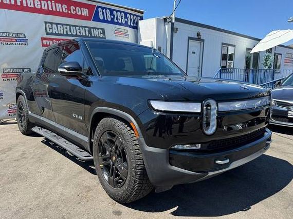 RIVIAN R1T 2023 7FCTGBAA3PN029950 image