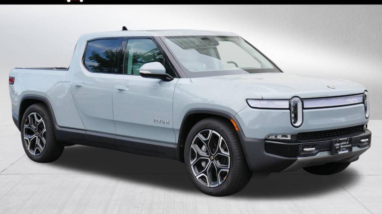 RIVIAN R1T 2024 7FCTGBAA4RN031306 image