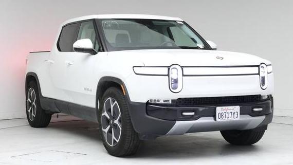 RIVIAN R1T 2024 7FCTGBAA0RN031173 image