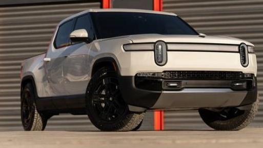 RIVIAN R1T 2024 7FCTGBAA2RN031143 image