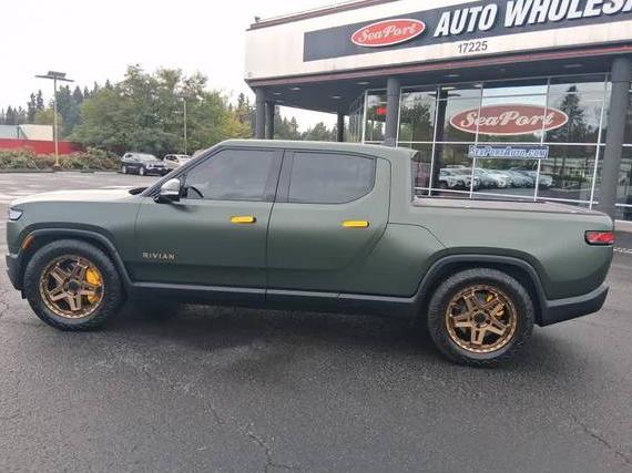 RIVIAN R1T 2024 7FCTGAAA9RN034180 image