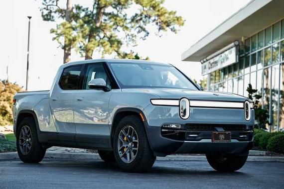 RIVIAN R1T 2022 7FCTGAAA3NN012086 image