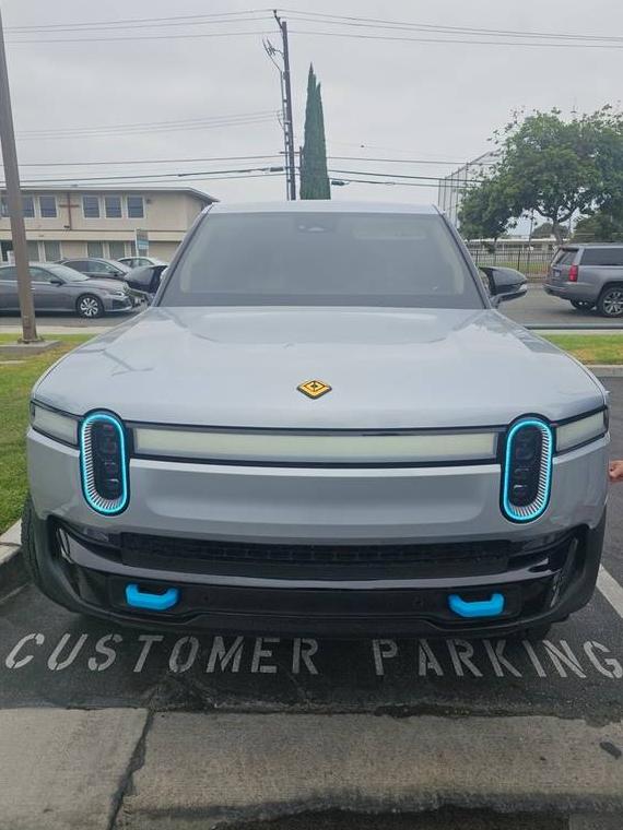 RIVIAN R1T 2022 7FCTGAAL2NN010377 image
