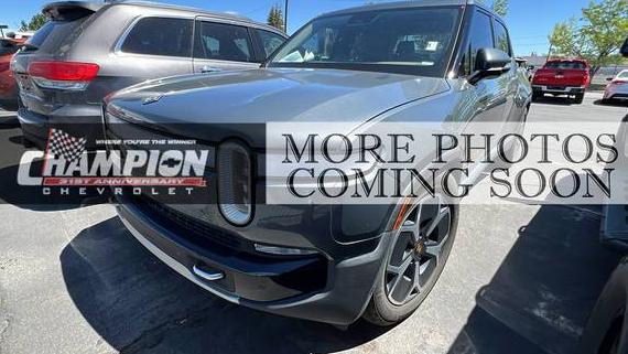 RIVIAN R1T 2022 7FCTGAAA9NN008706 image