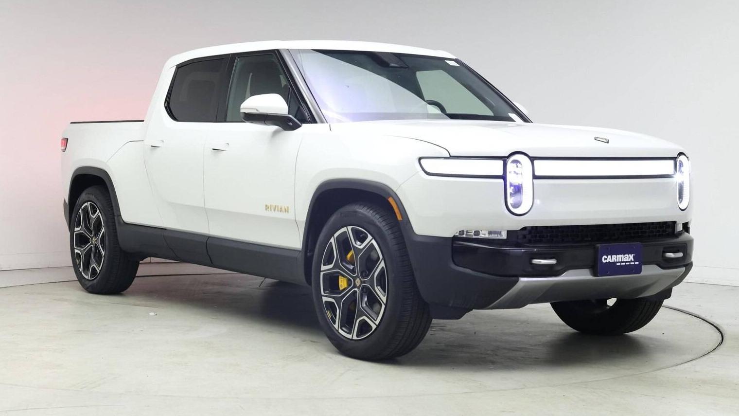 RIVIAN R1T 2022 7FCTGAAA7NN010860 image