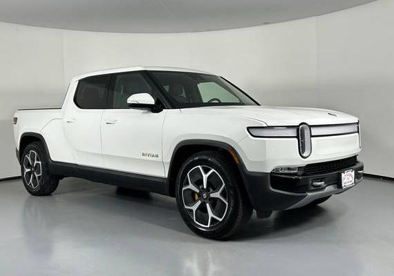 RIVIAN R1T 2022 7FCTGAAA2NN008255 image