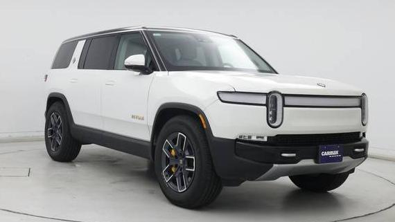 RIVIAN R1S 2023 7PDSGABA7PN008361 image RIVIAN R1S 2023 7PDSGABA7PN008361 image