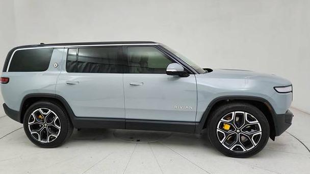 RIVIAN R1S 2023 7PDSGABL1PN008776 image