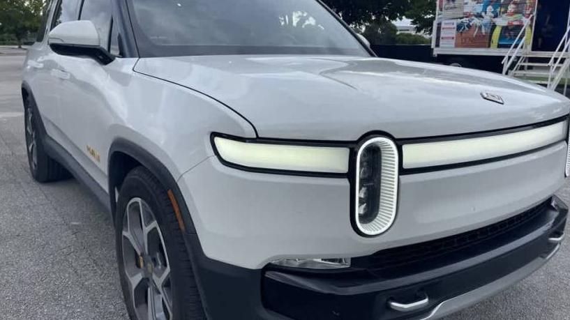 RIVIAN R1S 2023 7PDSGABA7PN024432 image