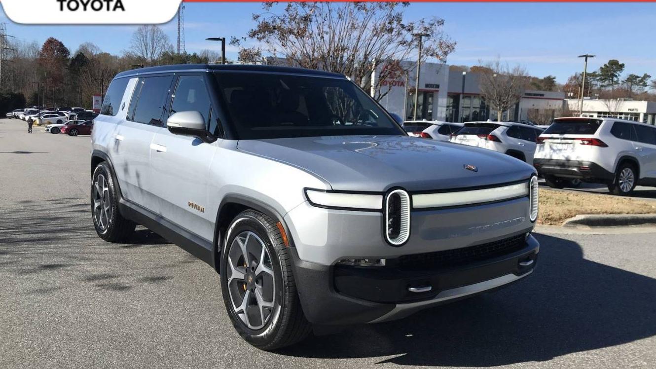 RIVIAN R1S 2023 7PDSGABL8PN004160 image