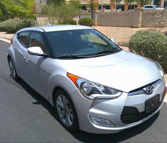 HYUNDAI VELOSTER 2017 KMHTC6AD2HU305573 image