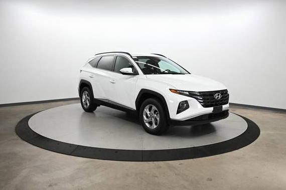 HYUNDAI TUCSON 2023 5NMJBCAE4PH198019 image