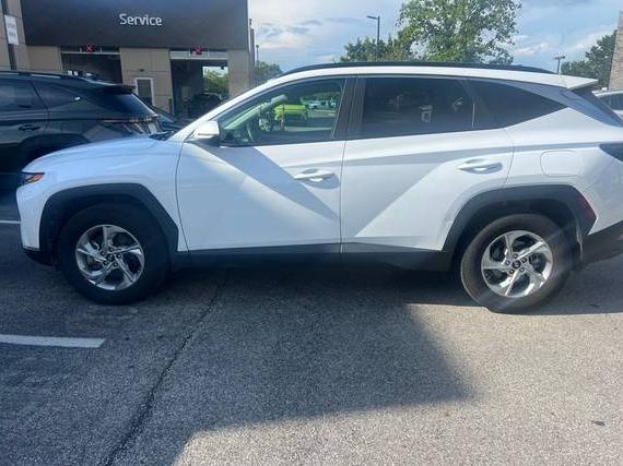 HYUNDAI TUCSON 2023 5NMJBCAE3PH272126 image