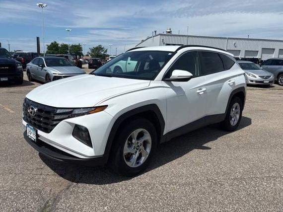 HYUNDAI TUCSON 2023 5NMJBCAE7PH174989 image