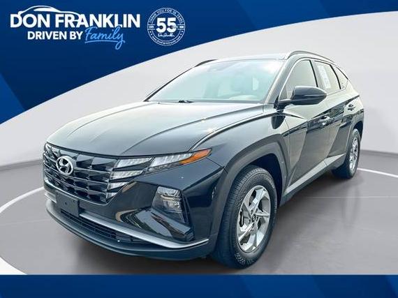 HYUNDAI TUCSON 2023 5NMJBCAE7PH190125 image