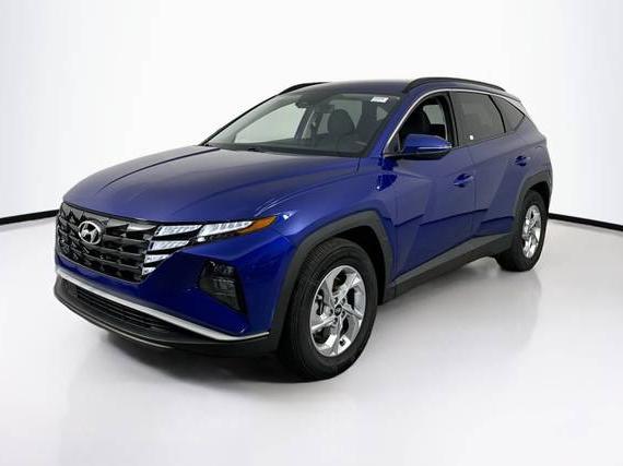 HYUNDAI TUCSON 2023 5NMJB3AE6PH192108 image