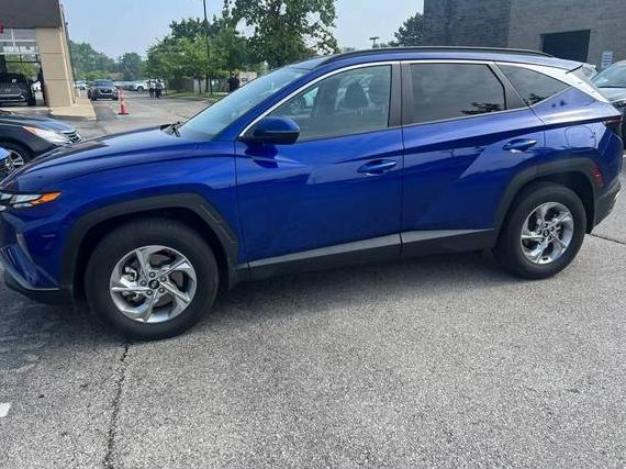 HYUNDAI TUCSON 2023 5NMJBCAE4PH201940 image