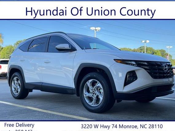 HYUNDAI TUCSON 2023 5NMJBCAE1PH223779 image