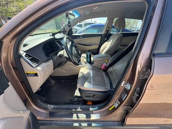 HYUNDAI TUCSON 2016 KM8J3CA27GU209151 image