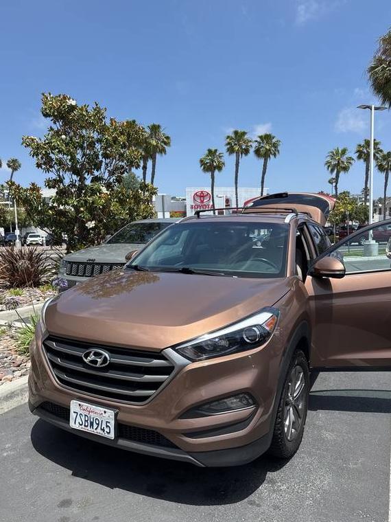 HYUNDAI TUCSON 2016 KM8J3CA29GU158767 image