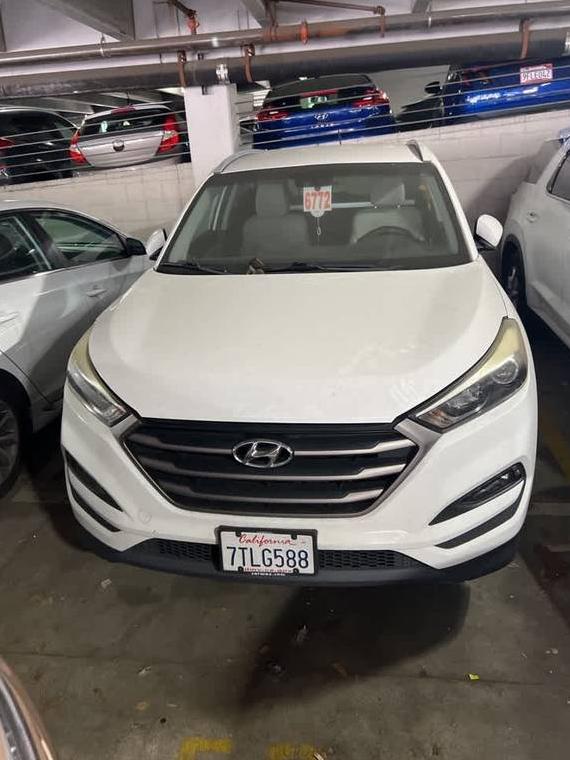 HYUNDAI TUCSON 2016 KM8J33A42GU203016 image