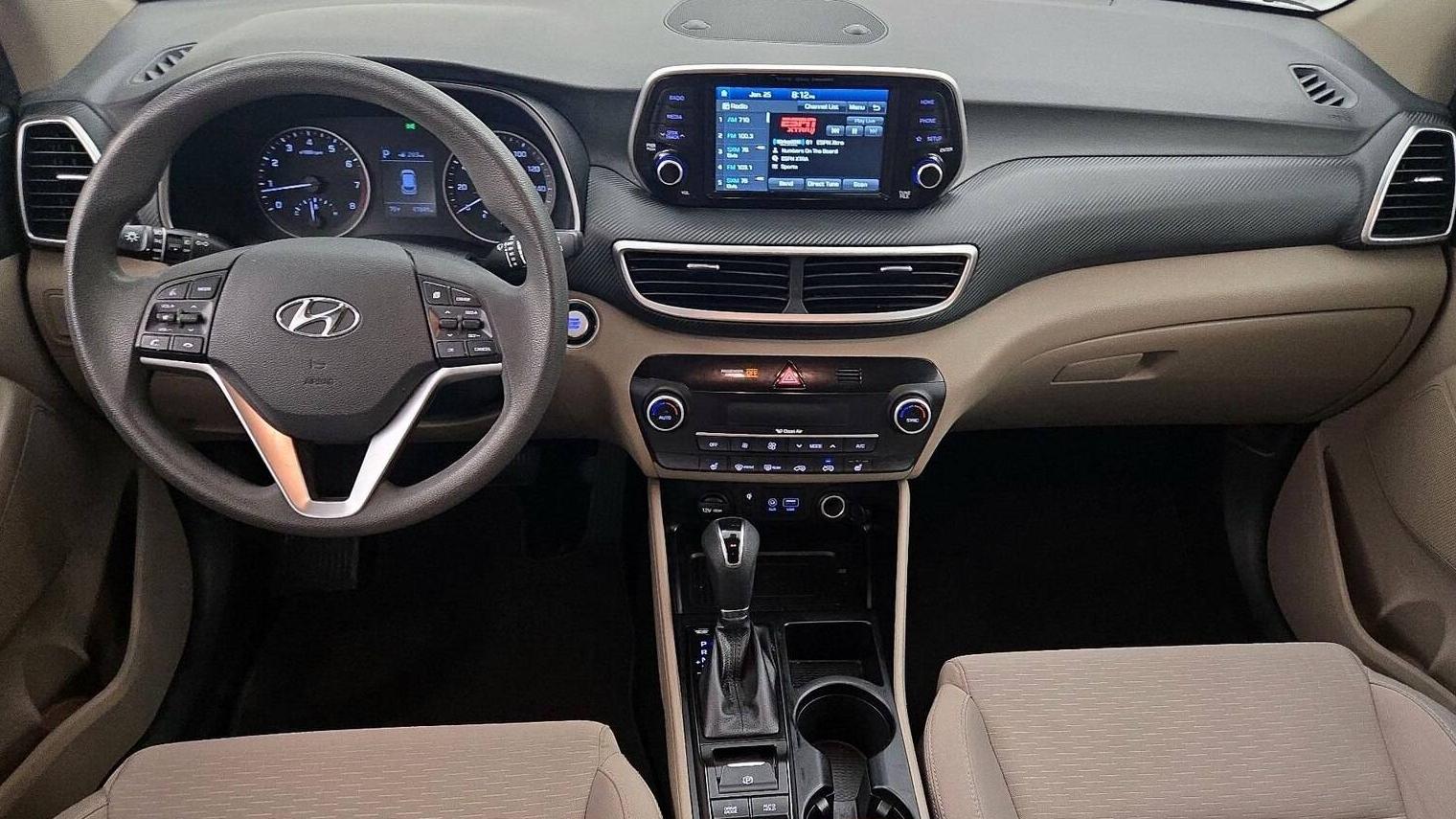 HYUNDAI TUCSON 2019 KM8J33AL1KU859515 image