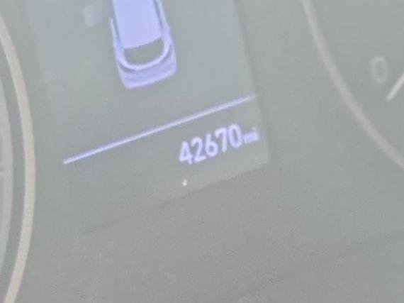 HYUNDAI TUCSON 2019 KM8J33A40KU024868 image