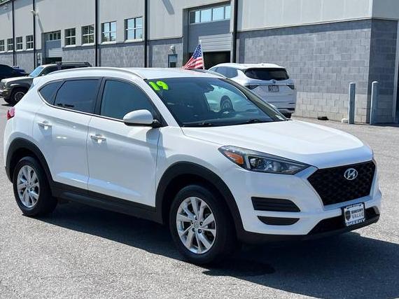 HYUNDAI TUCSON 2019 KM8J33A42KU024905 image HYUNDAI TUCSON 2019 KM8J33A42KU024905 image