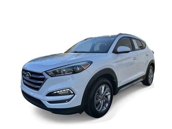 HYUNDAI TUCSON 2018 KM8J33A41JU752679 image HYUNDAI TUCSON 2018 KM8J33A41JU752679 image