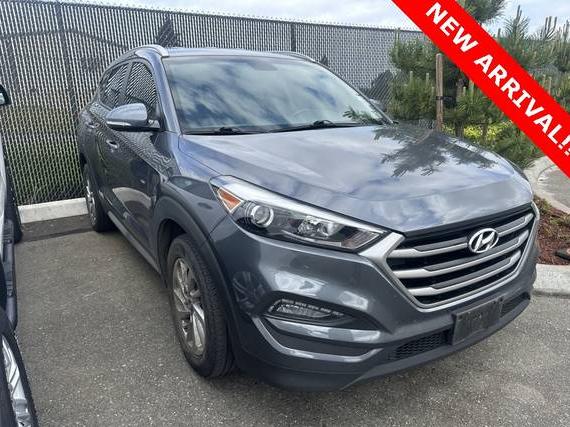 HYUNDAI TUCSON 2018 KM8J33A43JU636061 image